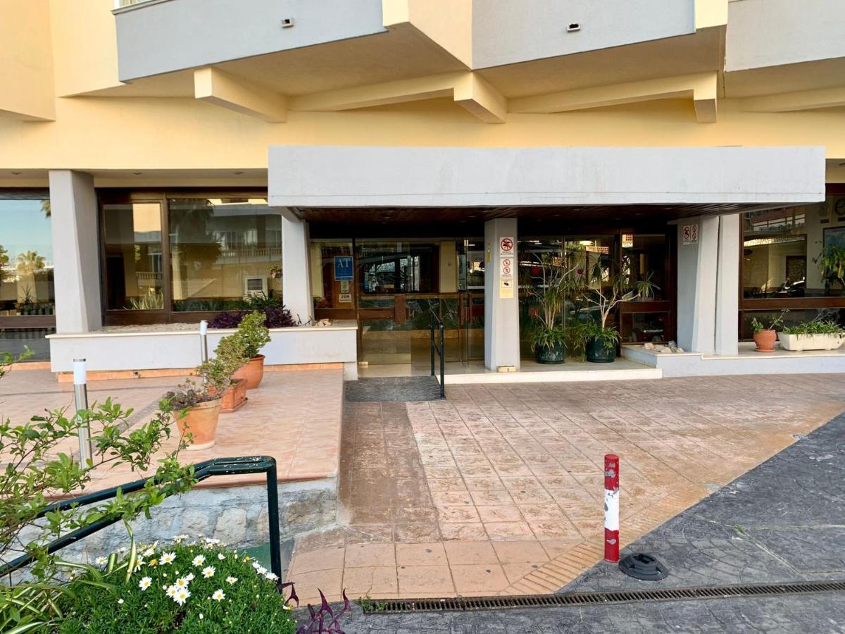 Benal Puerto Apartment Беналмадена Екстериор снимка